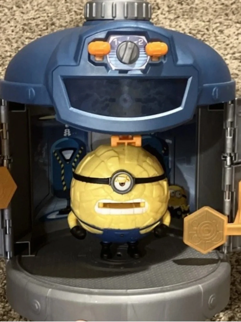 Grey and Blue VR Accessory Pod